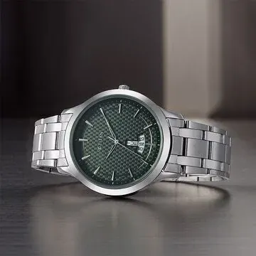 Titan Karishma Champagne Dial Analog Men Watch