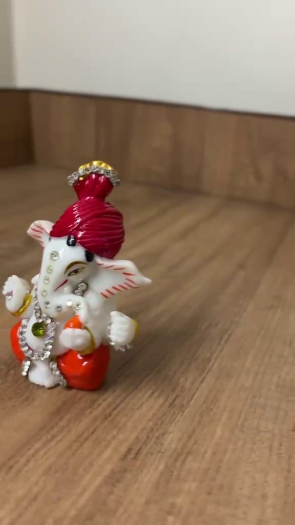 Pagdi Ganesha Idol — White & Red, Stone-Studded